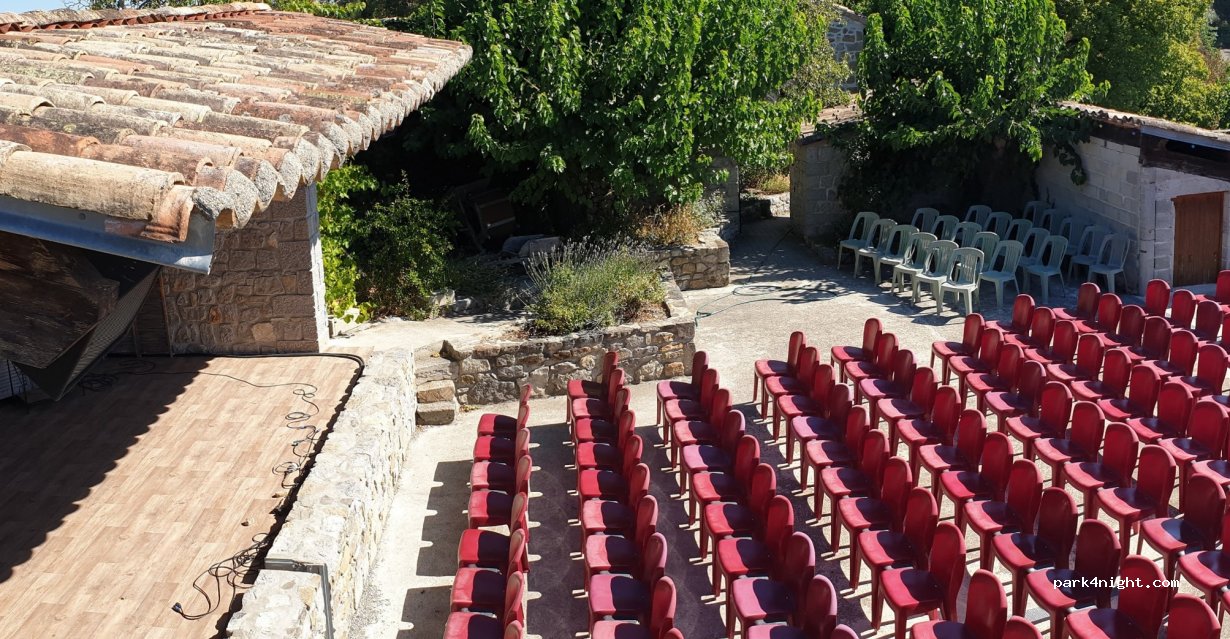 Theatre8