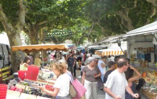 marché en ardèche